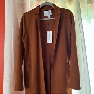 Women’s light coat, brown